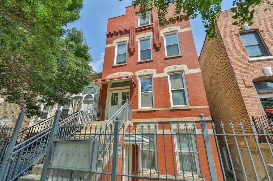 Building Photo - 1247 N Cleaver St