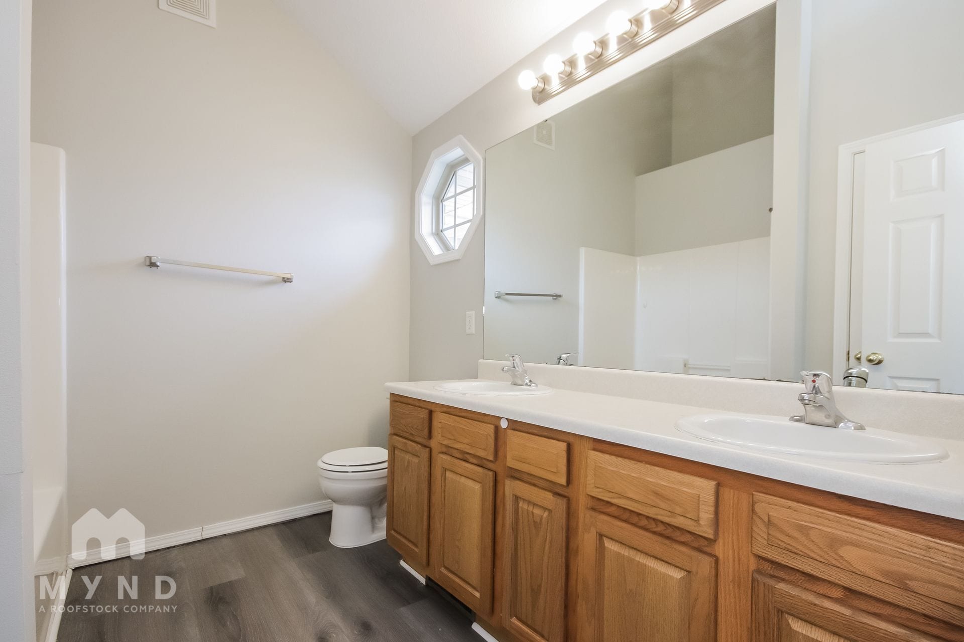 Building Photo - 413 Denton Cir