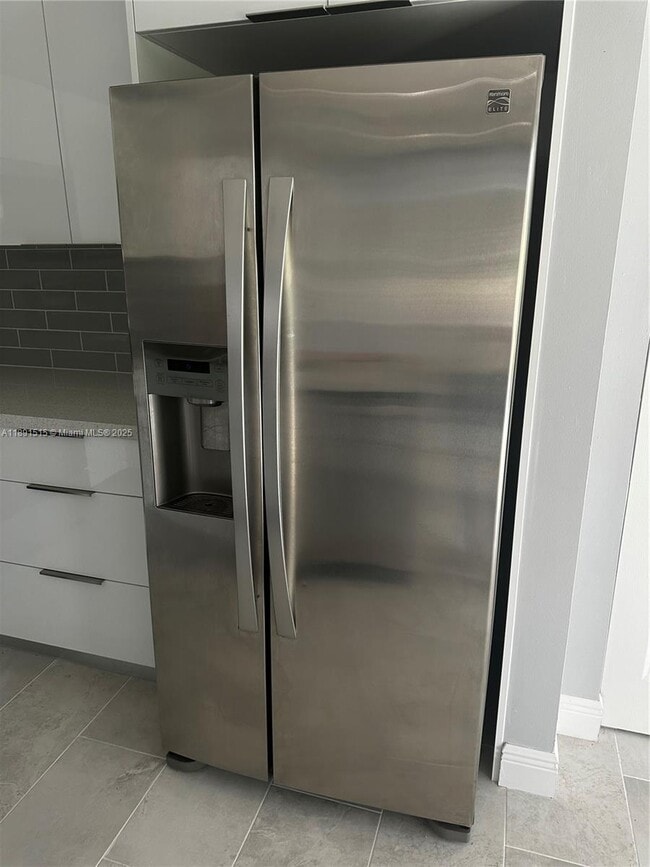 Building Photo - 549 NW 208th Way