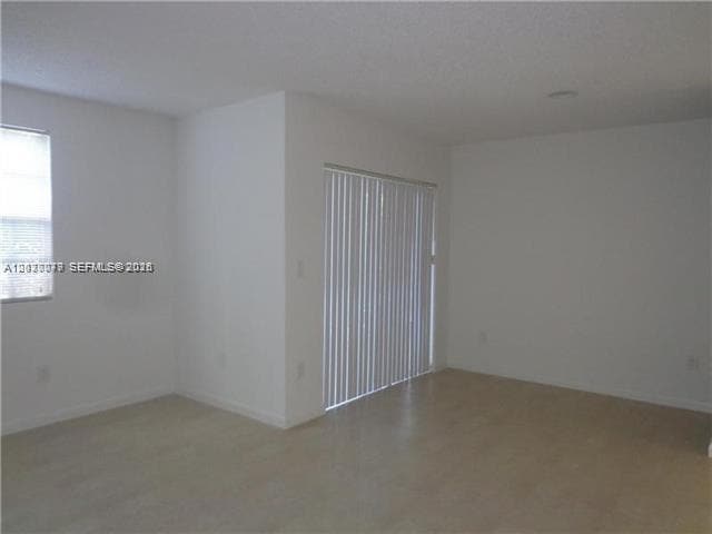 Building Photo - 1267 SW 46th Ave