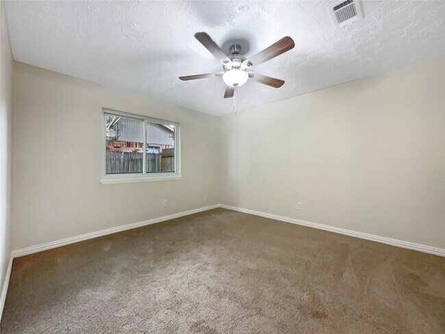 Building Photo - 13506 Chimney Sweep Dr