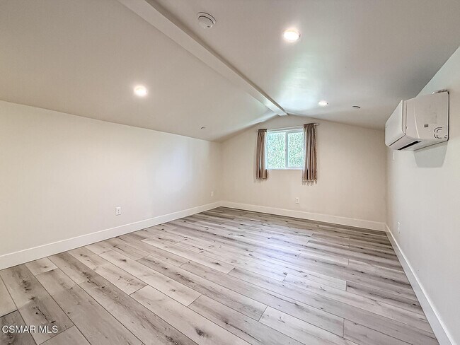 Building Photo - 2465 Chiquita Ln
