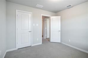 Building Photo - 2557 Buttermilk Way