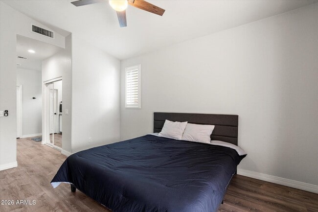 Building Photo - 6681 W Dublin Ln