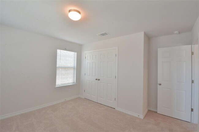 Building Photo - 349 Capstone Rd