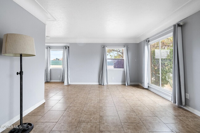 Building Photo - 45104 Date