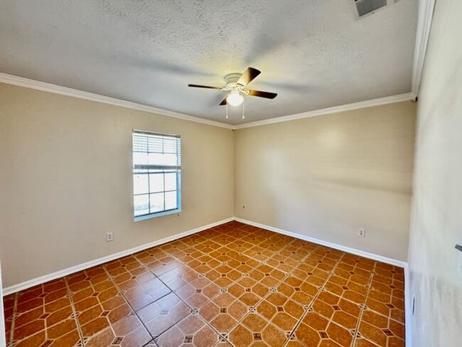 Building Photo - 16806 Castile Ave