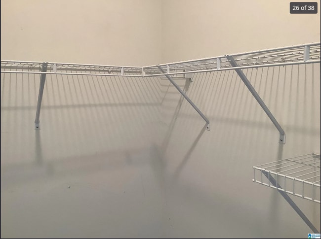 Building Photo - 516 Reading Ln