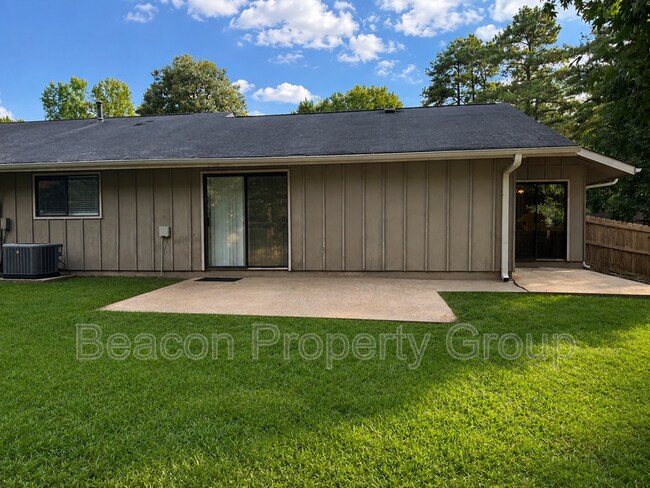Building Photo - 102 Saltlick Trace