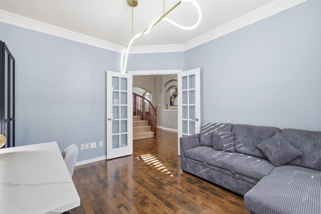 Building Photo - 4843 Golfside Dr