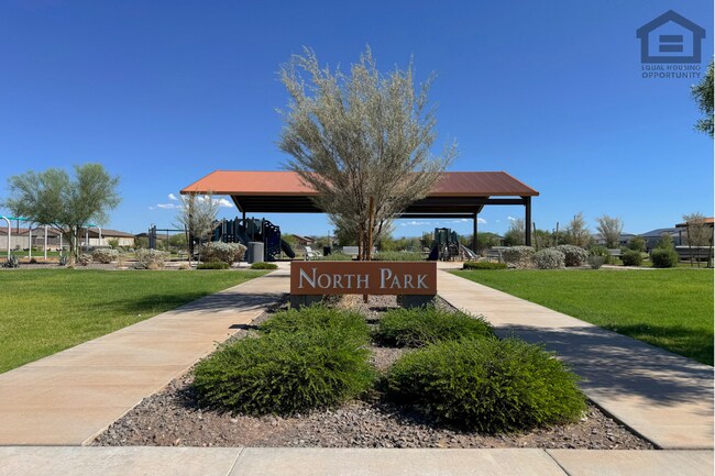 Building Photo - 18236 Avenida del Sol W