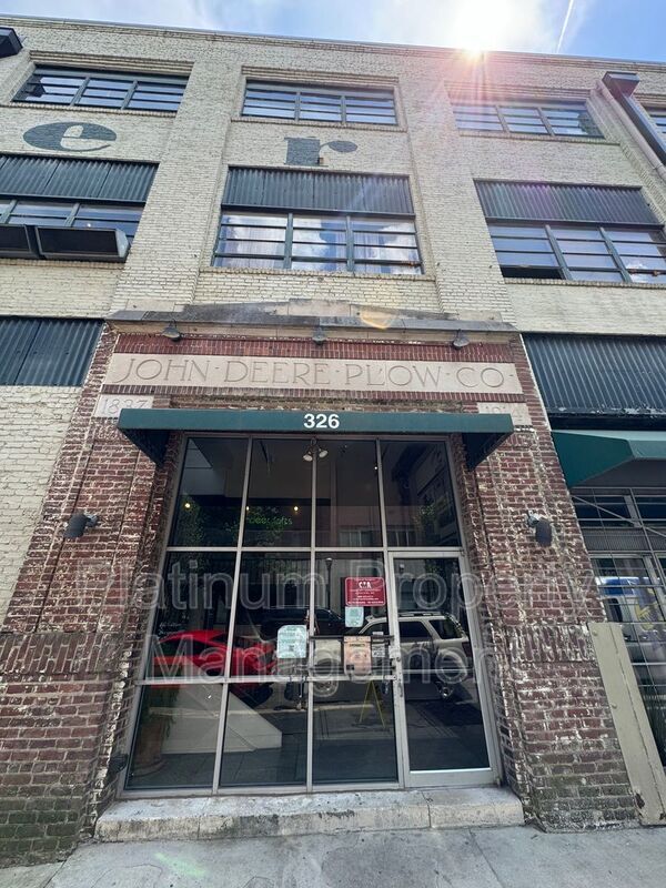 Primary Photo - 326 Nelson St SW
