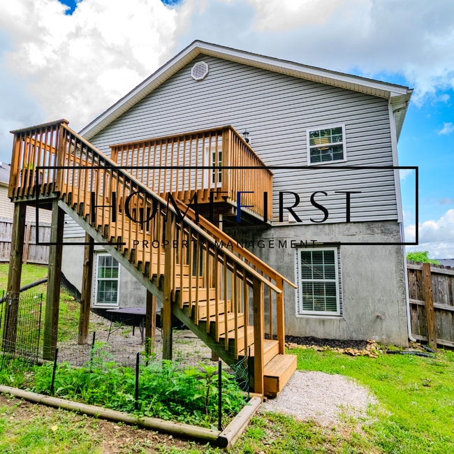 Building Photo - 112 Newport Ln