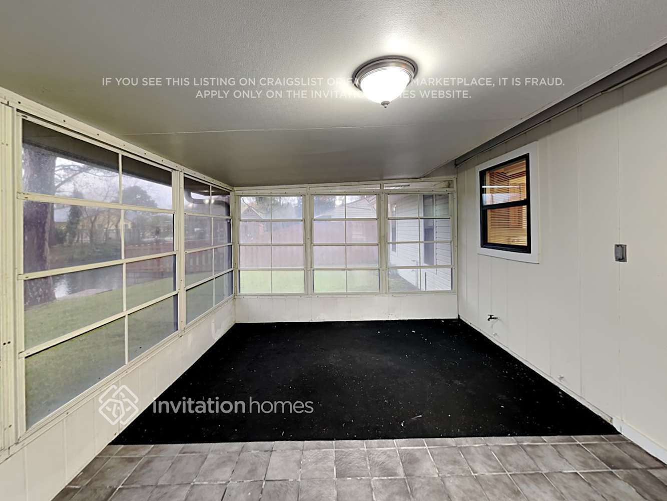 Building Photo - 10669 Parliament Pl