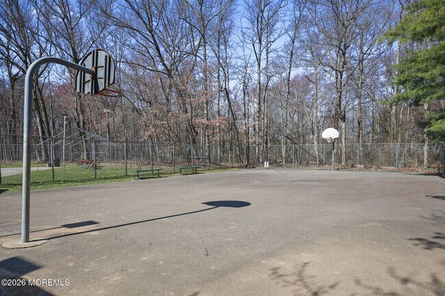 Building Photo - 1115 Roseberry Ct