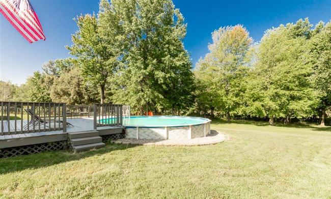 Building Photo - LARGE HOME WITH POOL IN CENTRAL HARDIN COUNTY