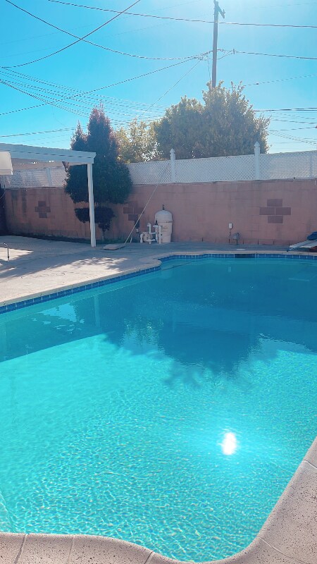 Building Photo - 7362 Loch Alene Ave