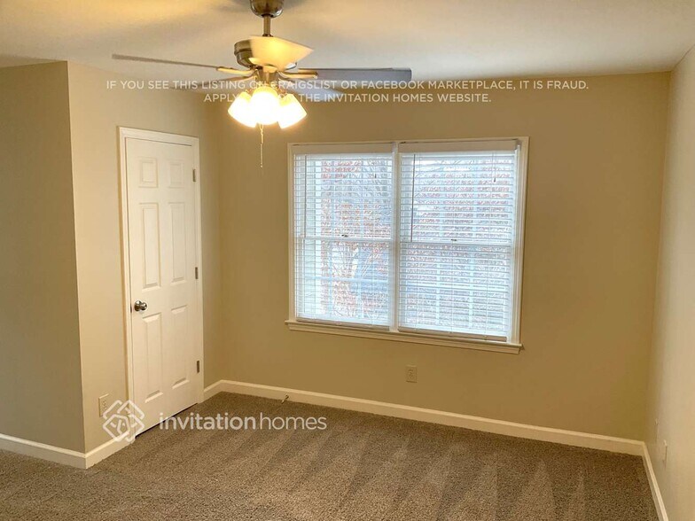 Building Photo - 19808 Coachmans Trace