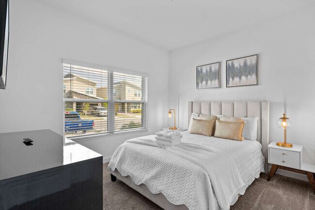 Building Photo - 1140 Kingsbarn St