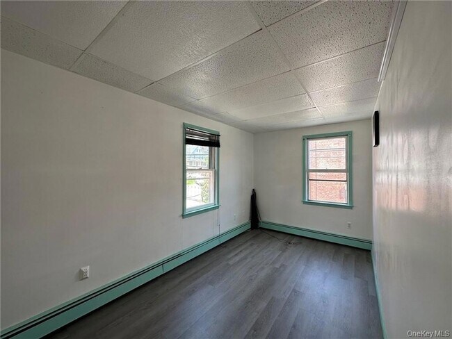 Building Photo - 20 John St