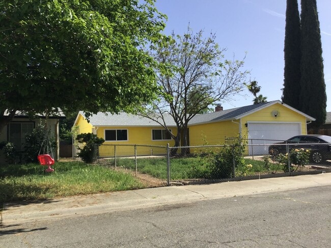 Building Photo - 5274 Acacia Way