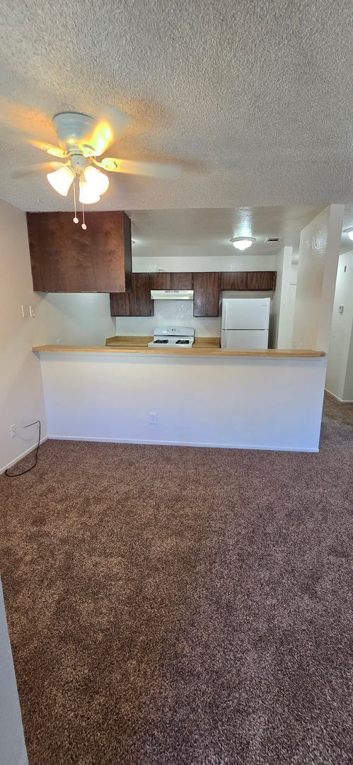 Building Photo - 7240 Sombrilla Ave