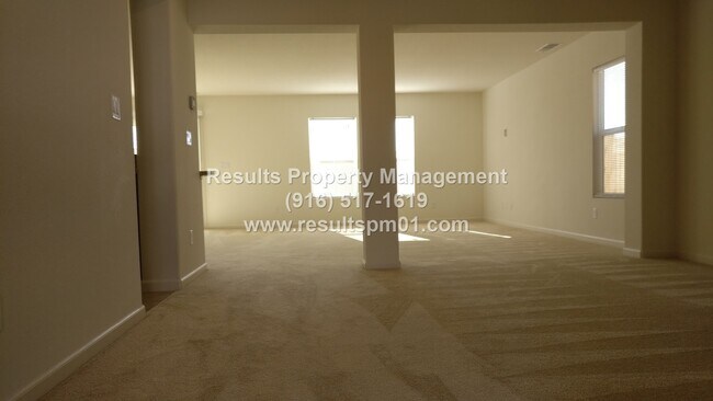 Building Photo - Lovely and Spacious 4 Bedroom Rocklin Home