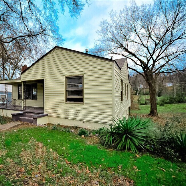 Primary Photo - 4104 41st Ave N