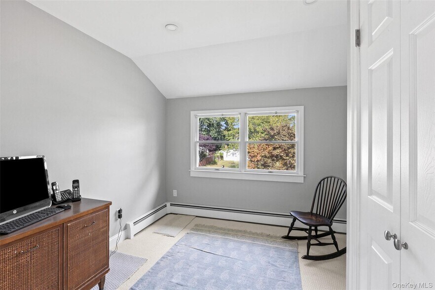 bedroom #4 - 32 Whittier Dr
