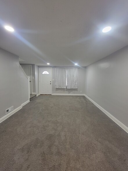 Building Photo - 3242 Westmont Ave