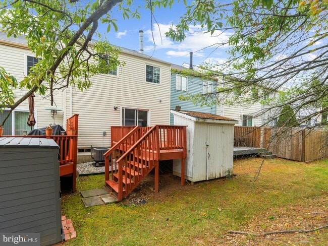 Building Photo - 4339 Thistlewood Terrace