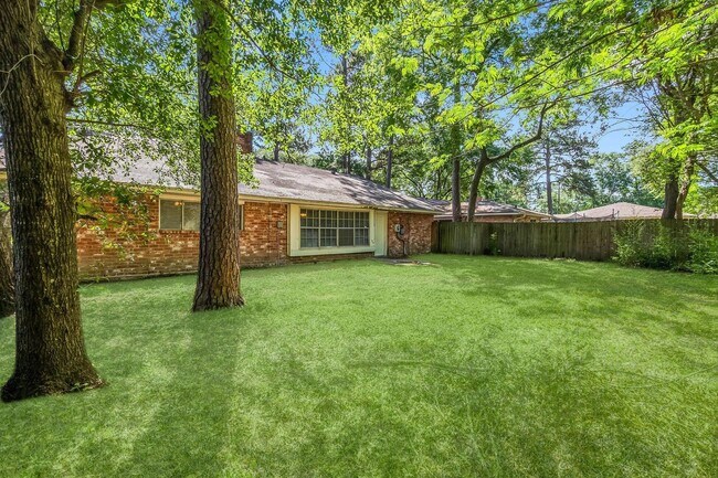 Building Photo - 23007 Whispering Willow Dr