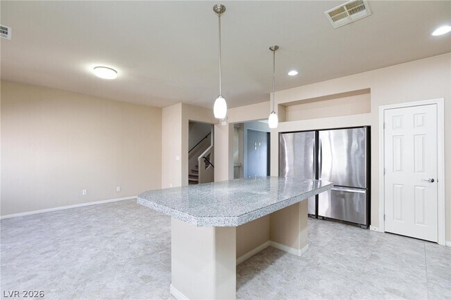 Building Photo - 5856 Pillar Rock Ave