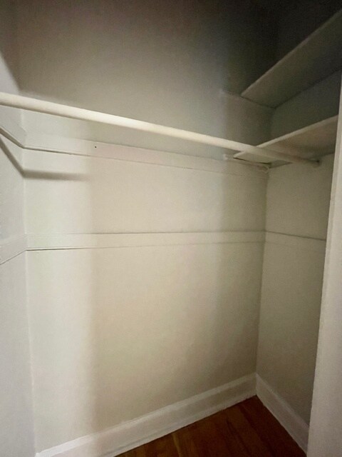 Building Photo - 1955 W Sunnyside Ave