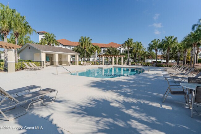 Building Photo - 2453 Rodina Dr