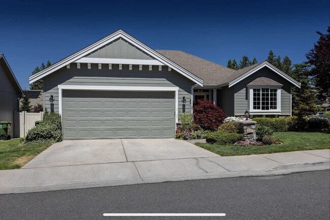 Building Photo - $4,500 - 4 Bed / 3 Bath Stunning Single Family Home in South Hill