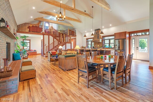 Building Photo - 4 br, 3.5 bath House - 351 Beaverdam Loop ...