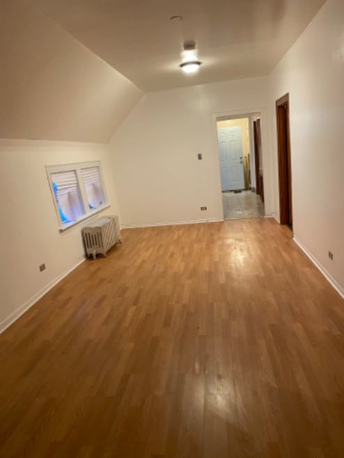 Building Photo - 141 E 23rd St