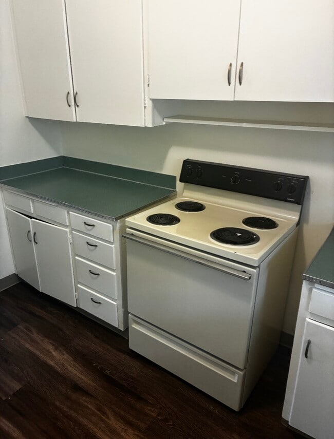 Building Photo - 50 Northshore Rd