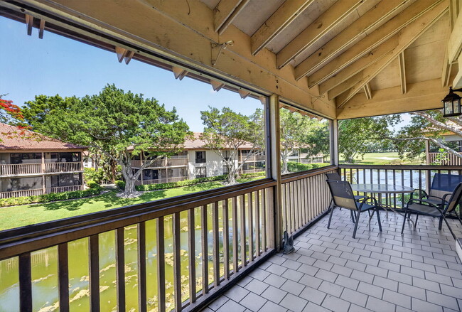 Building Photo - 368 Brackenwood Cir