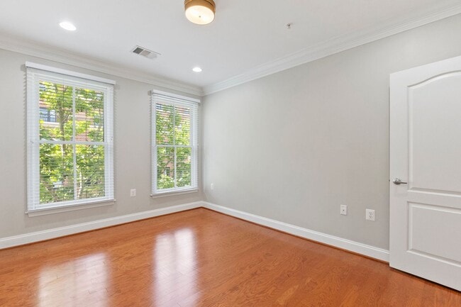 Building Photo - Luxury Old Town Living at The Prescott | 2BR Condo Just Off King Street