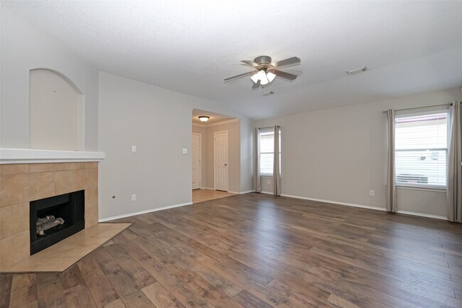 Building Photo - 26611 Marble Falls Bend