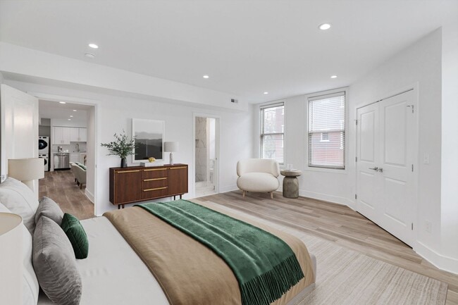 Building Photo - Delancey Place