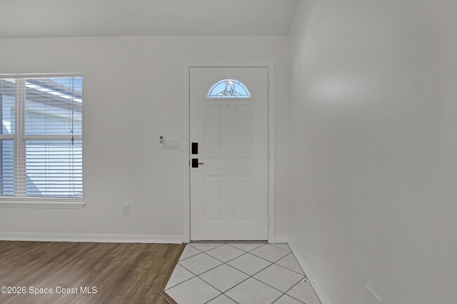 Building Photo - 4165 Eola Ave