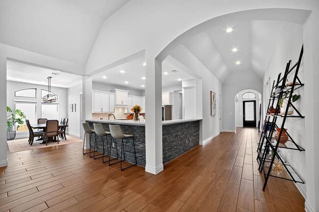 Building Photo - 1904 Woolsey Wy