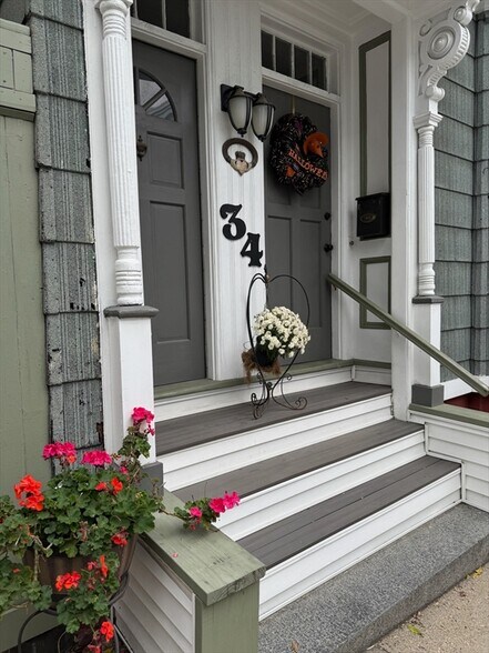 Primary Photo - 34 Mercer St