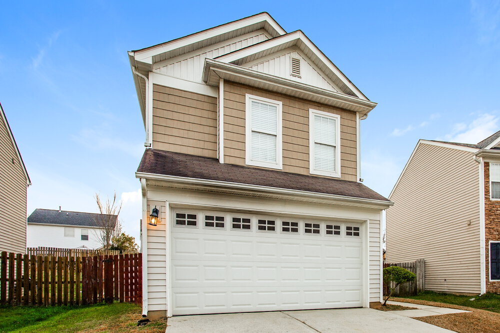 Building Photo - 9332 Macquarie Ln