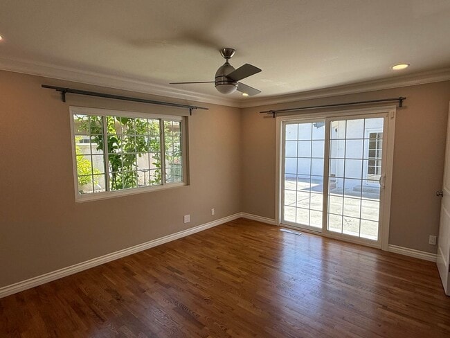 Building Photo - 1694 Lyle Dr