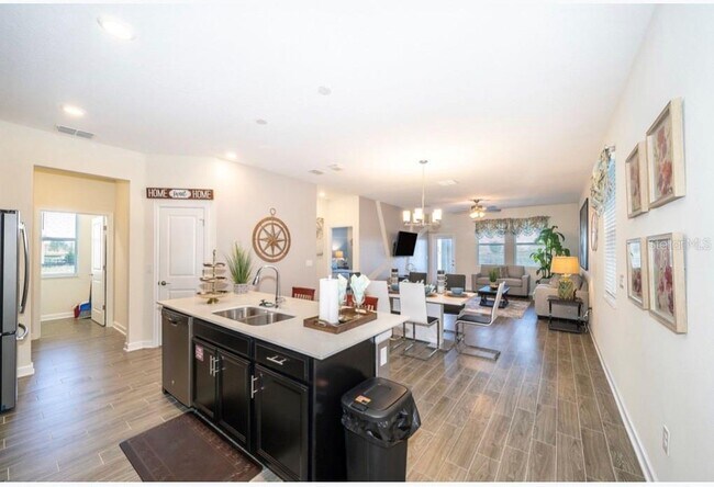 Building Photo - 8817 Beth Page Ln