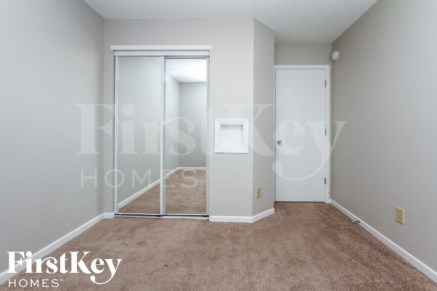 Building Photo - 6518 Redland Way